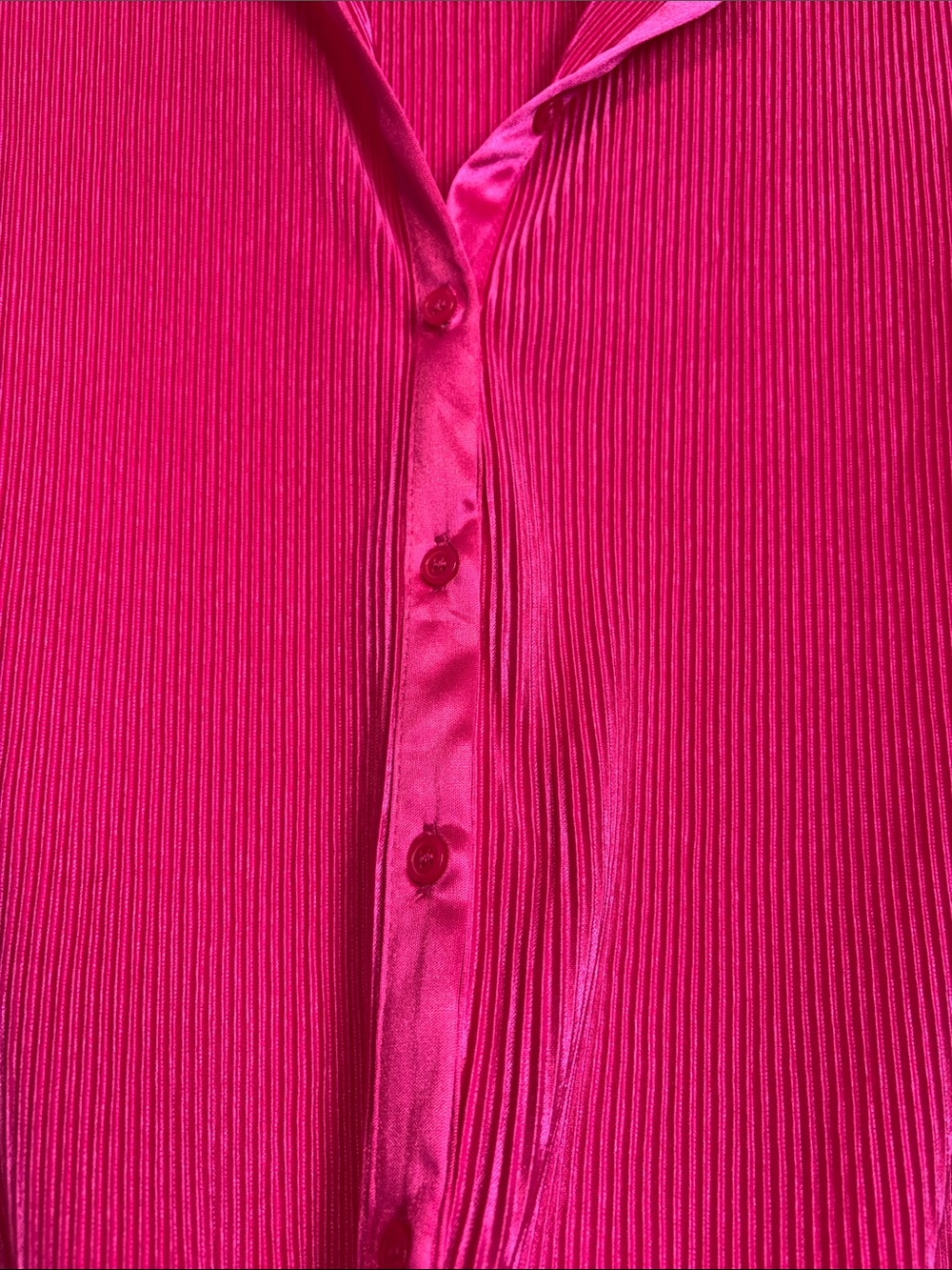 Women's Fuchsia Button-Down Blouse with Textured Rib - Picture 5 of 10